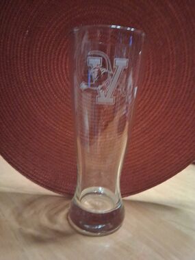 University Of Virginia 20 Ounce Pilsner Glass With White Etching Logo